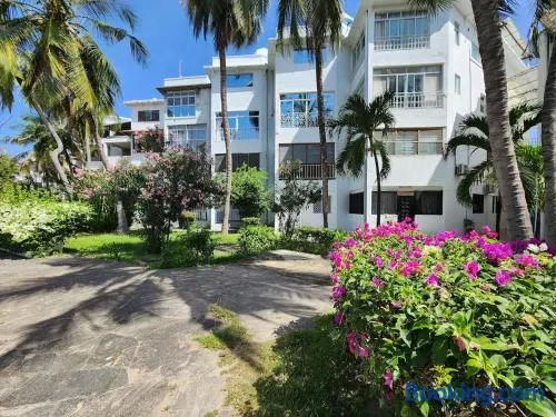 Seaside escape in Malindi Oasis Village - Image 1