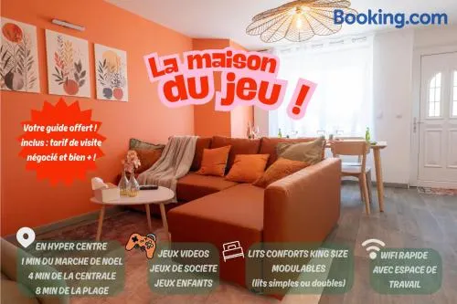 Belle Maison Jeux 8pers Centre Carnaval et CNPE - Image 1