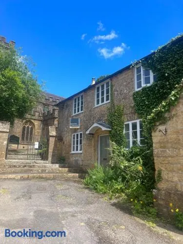 Glebe Cottage - Image 1