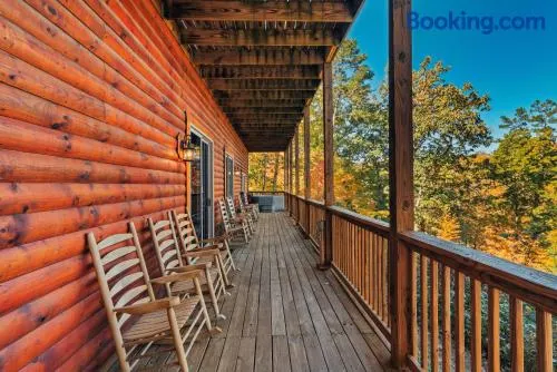 Mountain-View Cabin Hot Tub, Game Room, 4 Suites - Image 1