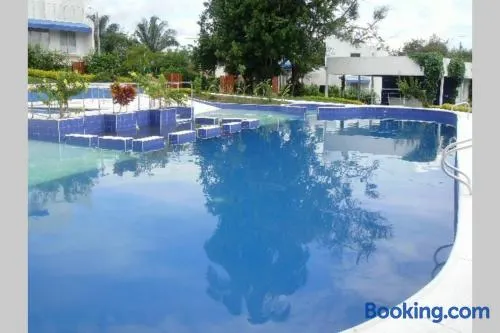 Casa de Verano Condominio Mediterráneo en Carmen de Apicalá - Image 1