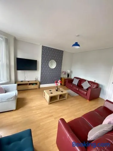 Eden Stay 5 Bedroom House - Image 1