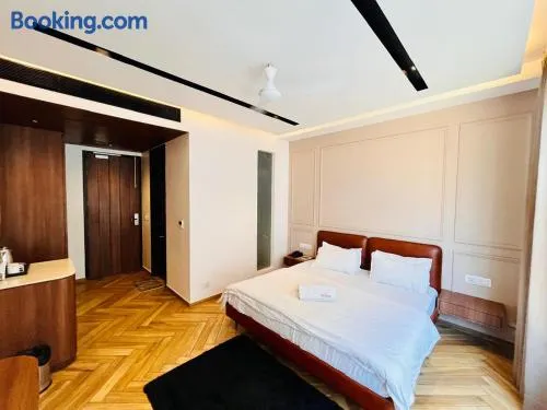 Hotel Yuvanta - Image 1