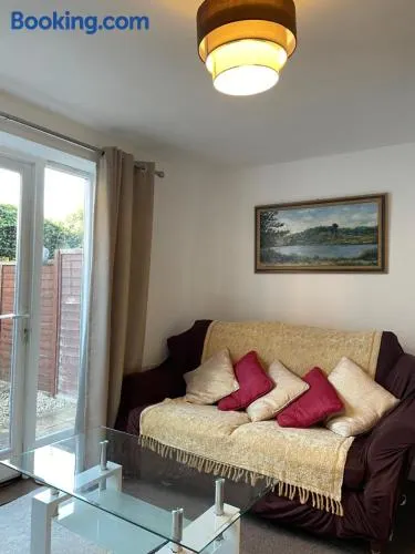 Modern Home just off Glastonbury High Street - Image 1