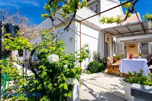 Apartment Grgurić Nada - Image 1