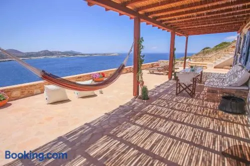 Antiparos Vibes - Image 1