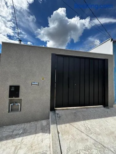 Casa completa e confortável - Image 1