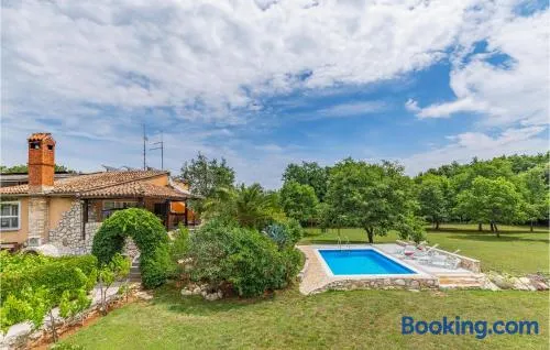 Three-Bedroom Holiday Home In Valtura - Image 1
