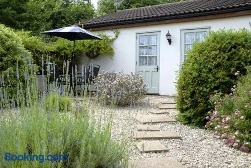 Ashton Cottages - Image 1