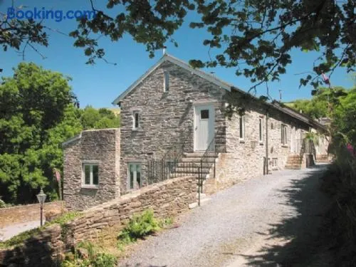 Yennadon Barn - Image 1