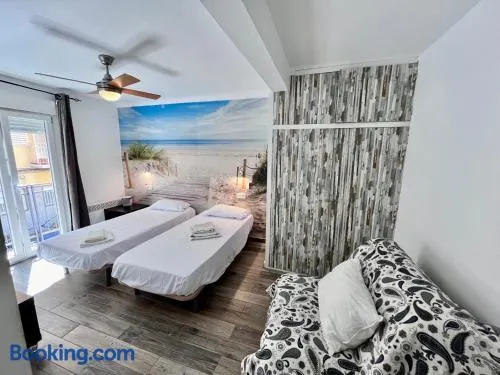 Stylish APARTAMENT- habitaciones ELCHE CENTRO- - Image 1