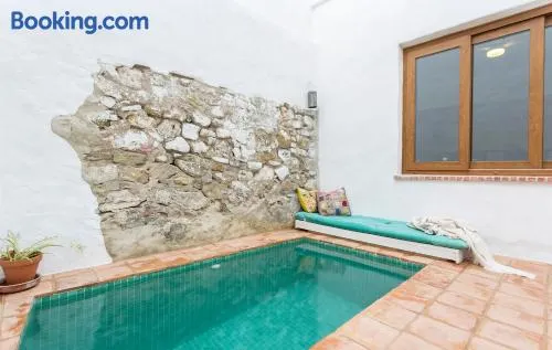 Encantadora casa rural con piscina privada - Image 1