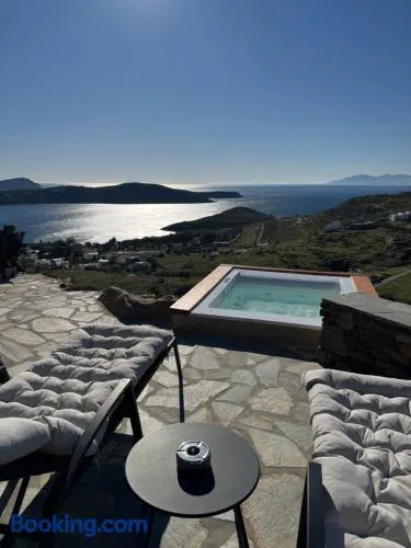 To Petrino Serifos - Image 1