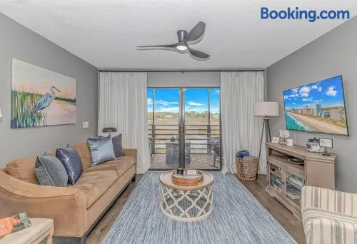 Captivating 2BR Condo for 7 on the Inlet! Marshside Inn 107 - Image 1