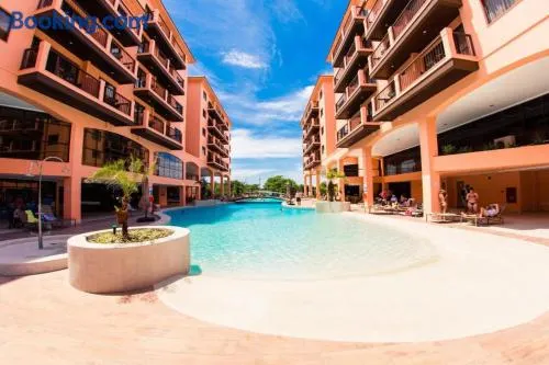 Jurerê Beach Village - Suíte - Image 1
