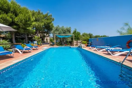 Ideal Property Mallorca - Sort - Image 1