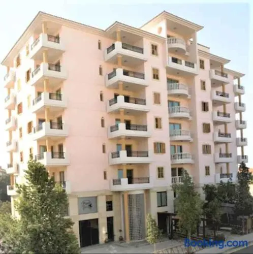 Klimentos Flat 64 - Image 1