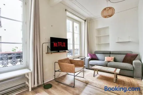 Appartement Quartier Hotel de Ville Free Netflix - Image 1