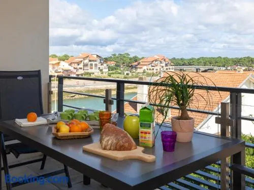 Superbe appartement neuf à deux pas de la plage avec balcon et parking privé à Capbreton - FR-1-239-387 - Image 1