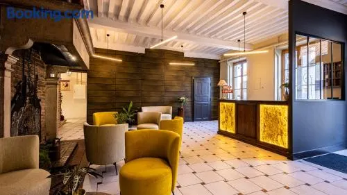 Logis Hostellerie Bressane - Image 1