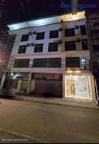 D'Luxe Suites - Image 1