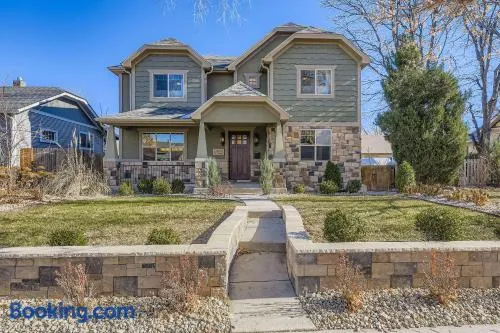 6BR Luxury Denver Retreat-Sleeps -14 - 7 Baths - Image 1