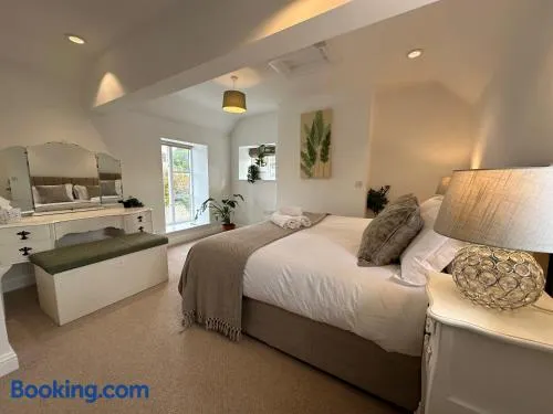 Wothorpe House, 3 bed Stamford Centre by Belmont Places - Image 1