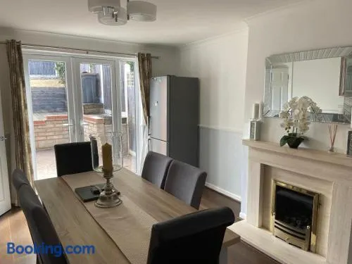 Aylesbury Manor - Image 1
