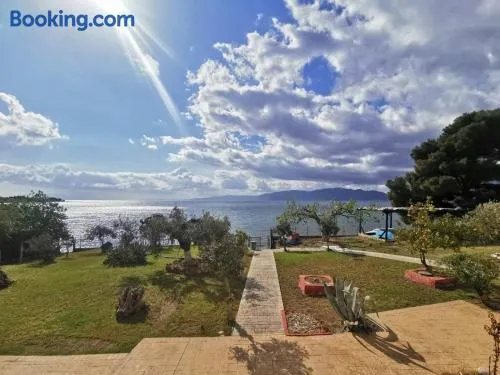 Μπαλκόνι Στο Γαλάζιο - Image 1