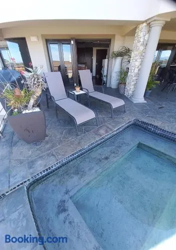 Whale Rock Guesthouse - Image 1