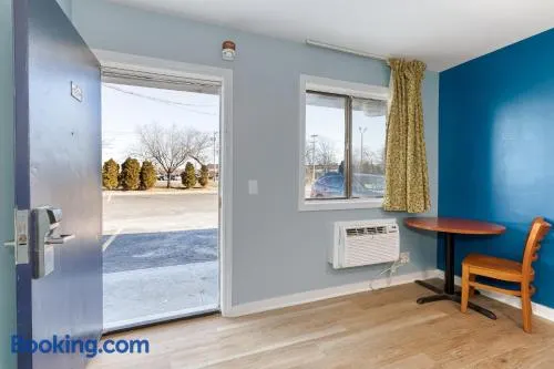 The SkyBreeze Inn - Image 1