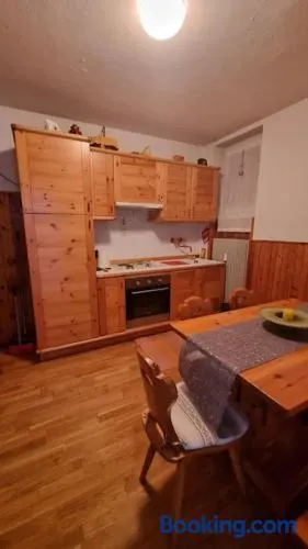 Trento, Monte Bondone, casa tipica di montagna - Image 1