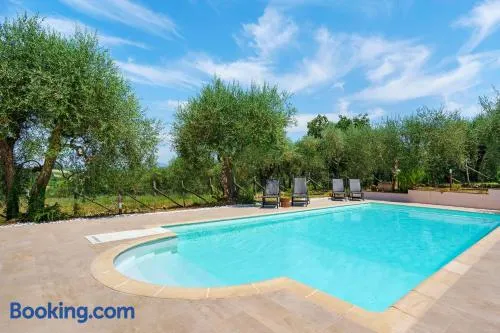 Schönes Apartment mit Garten, Pool und Grill | Ideal für Homeoffice | Haustiere erlaubt - Image 1