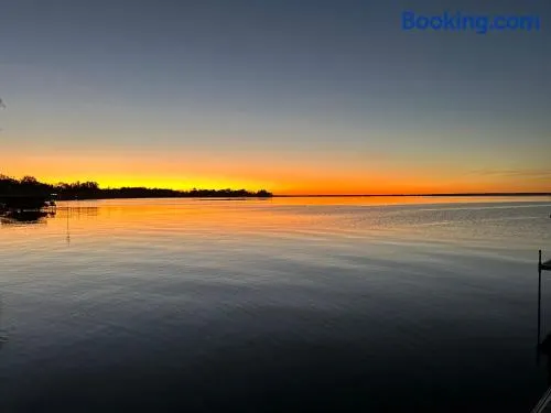 Lakeside Haven suite - Image 1