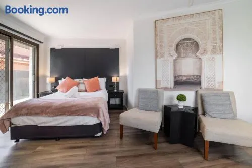Classic Family Room - Sleeps 4 - Image 1