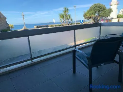 Appartement Vue Mer, Plage à Pied - Image 1