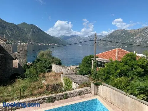 Min 4 nights Apartment with swimmingpool, seaview and large terrace, 1st floor min 2 pers - Image 1