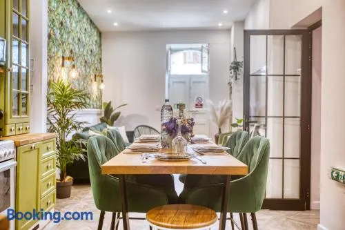 Eclectic Maisonette in Luqa - Image 1