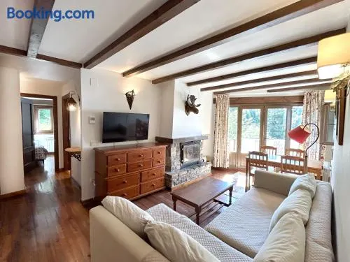 Apartamento Centro Tahull Y Parking Gratis, El Rinconcito Rural - Image 1