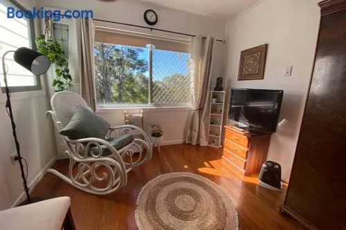 Cozy self-contained unit surrounded by nature - Image 1