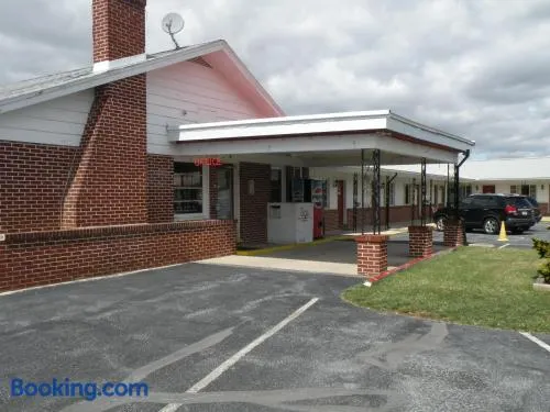 Scottish Inns Fayetteville - Image 1