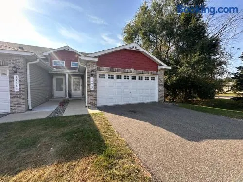 Cozy townhome - Image 1