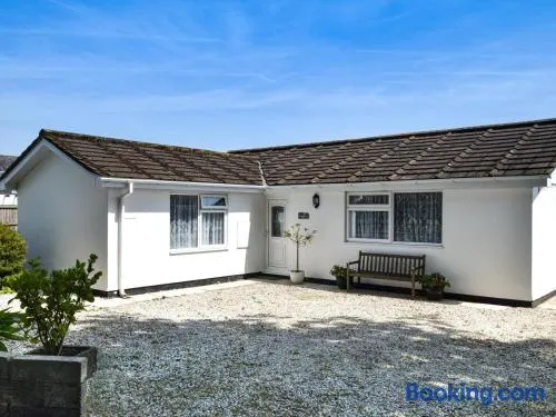 3 Bed in Redruth oc-37014 - Image 1