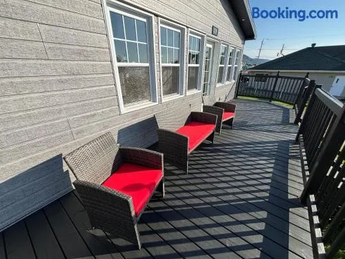 Maison vue Fleuve 4 chambres deux pas du traversier ! - Image 1