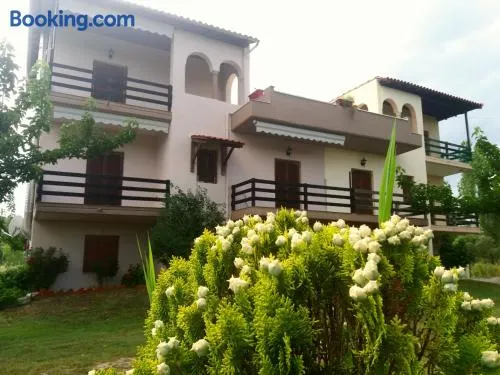 Athina Vourvourou Apartments - Image 1