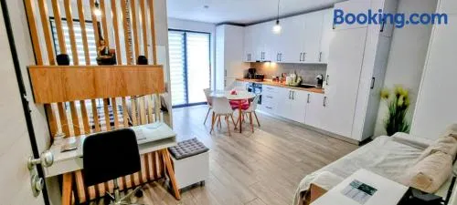ATENEO ApArt Hotel - Studio DeLuxe - MODERN Apartment with Big Balcony and Free Parking - Image 1