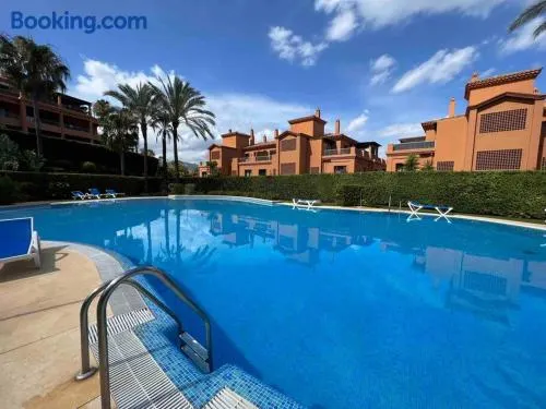 3 BR in a gorgeous complex - Image 1