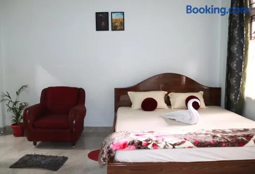 Jahnabee's Homestay - Image 1