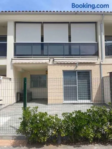 Charmante Ferienwohnung mit schnellem Internet, Terrasse und Whirlpool | Gartenblick | Haustiere sind willkommen - Image 1