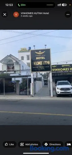 Khách Sạn Vinhomes Huỳnh Hotel - Image 1
